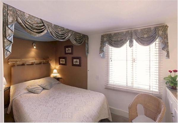 Bath Place Hotel 3*