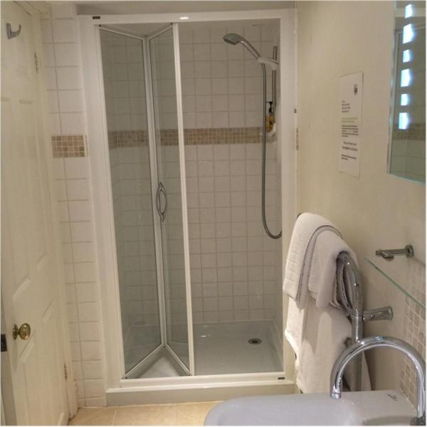 Bath Place Hotel 3*